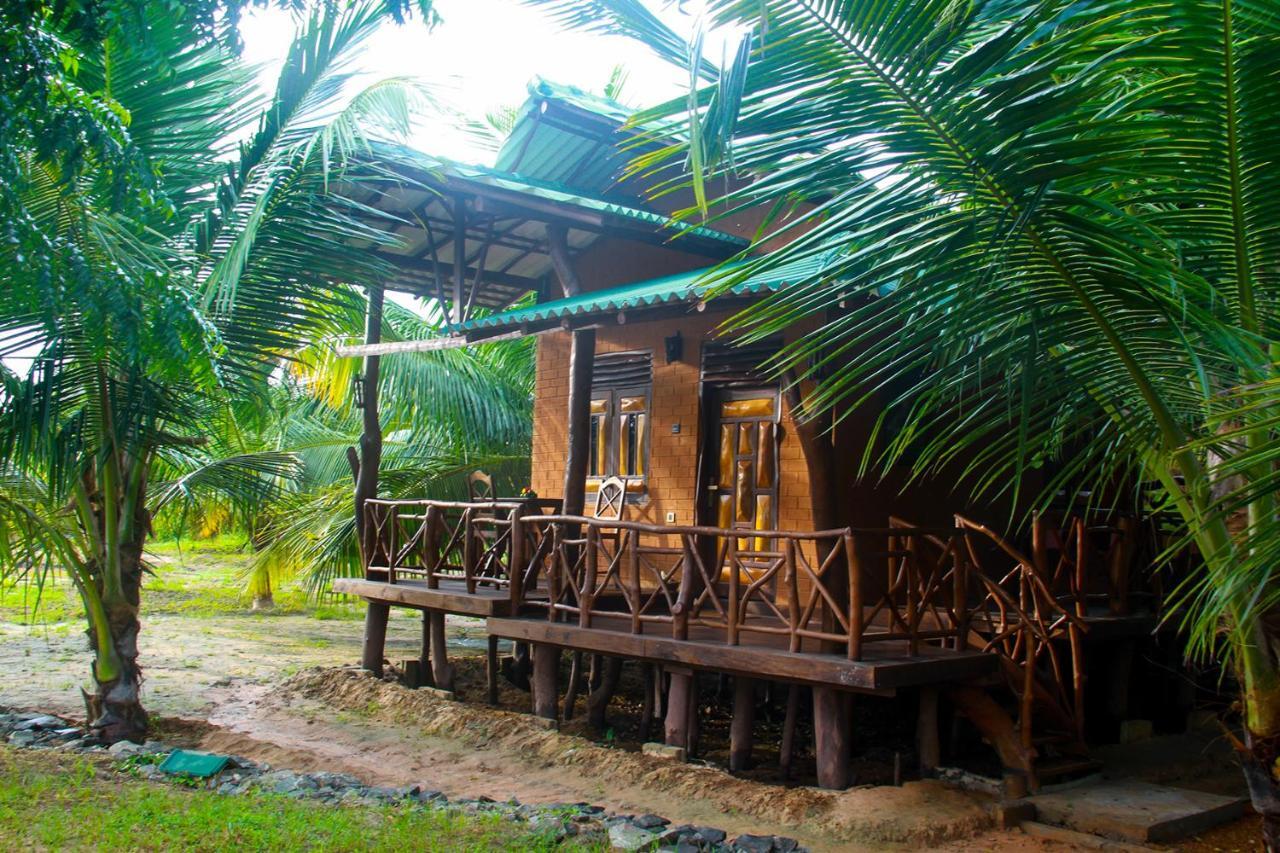Yalaway Nature Villa Tissamaharama Exteriör bild