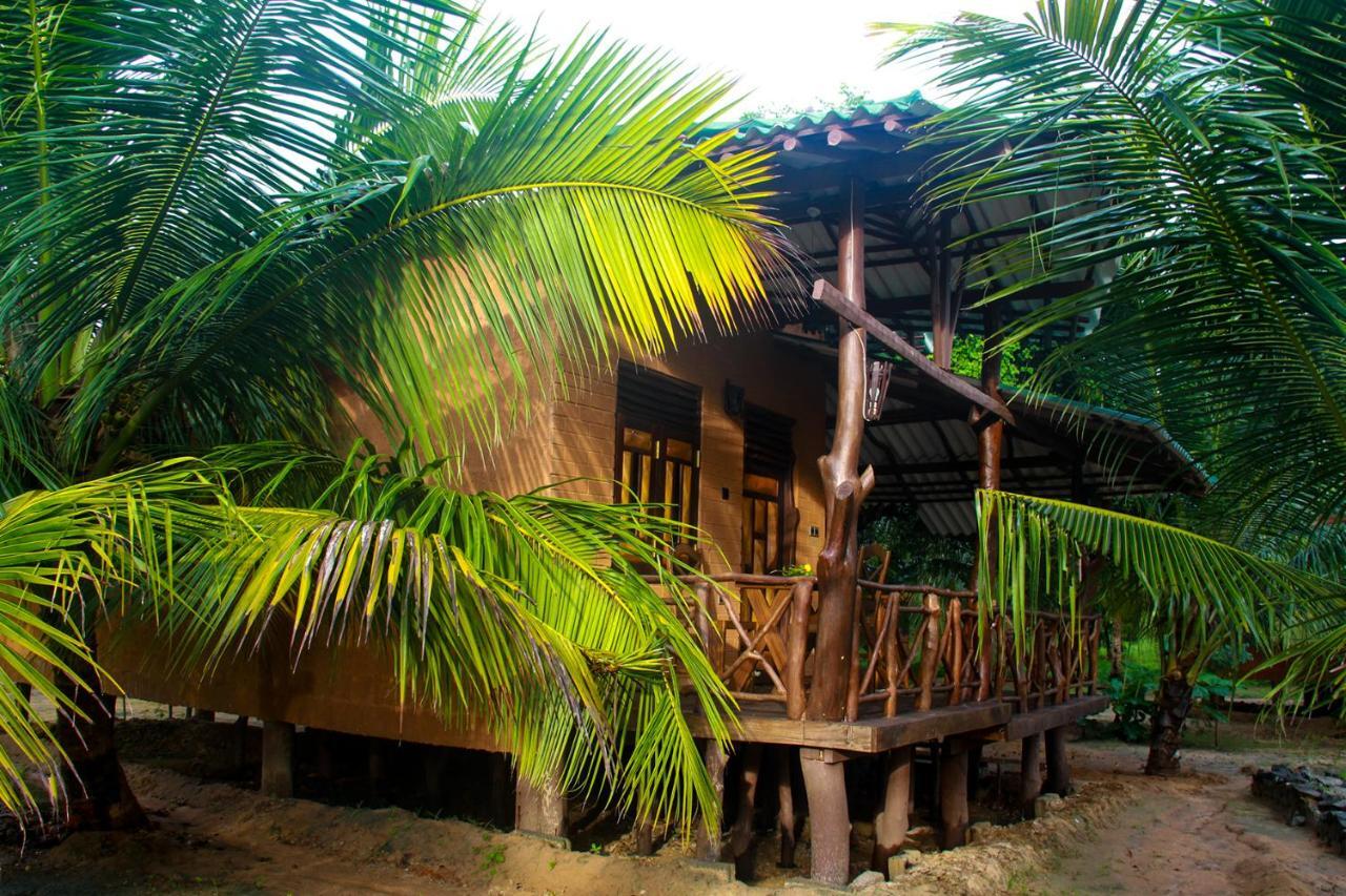 Yalaway Nature Villa Tissamaharama Exteriör bild