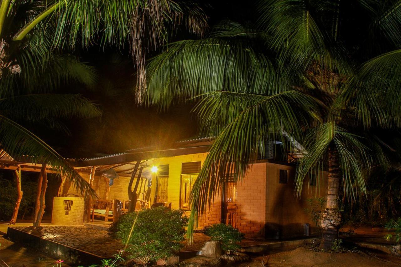 Yalaway Nature Villa Tissamaharama Exteriör bild